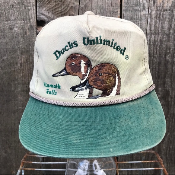 Ducks Unlimited Other - SOLD! Vintage Embroidered Ducks Unlimited Klamath Falls Oregon Cord Brim Hat OS